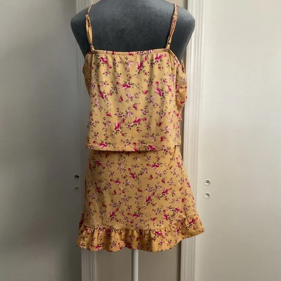 Two-Piece Tank Top Ruffle Skirt Set ๐ - Picture 5 of 7